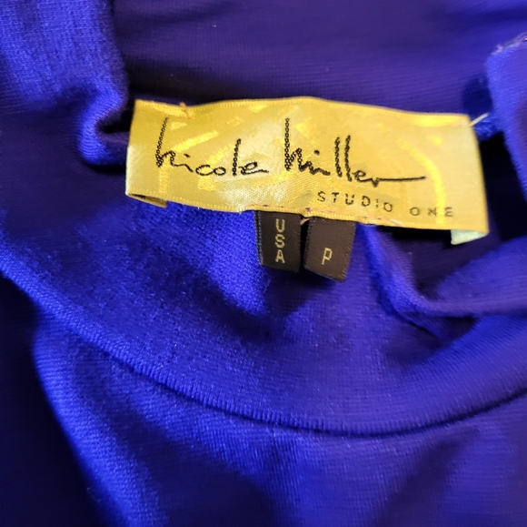 Nicole Miller purple sweater dress. Size 0P - Picture 4 of 4